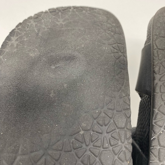 Women’s Black Double Strap Sandals Size 8 - Picture 8 of 14